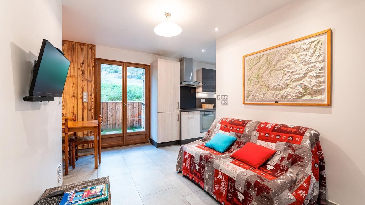 Photo of Livingroom in Lanslevillard
