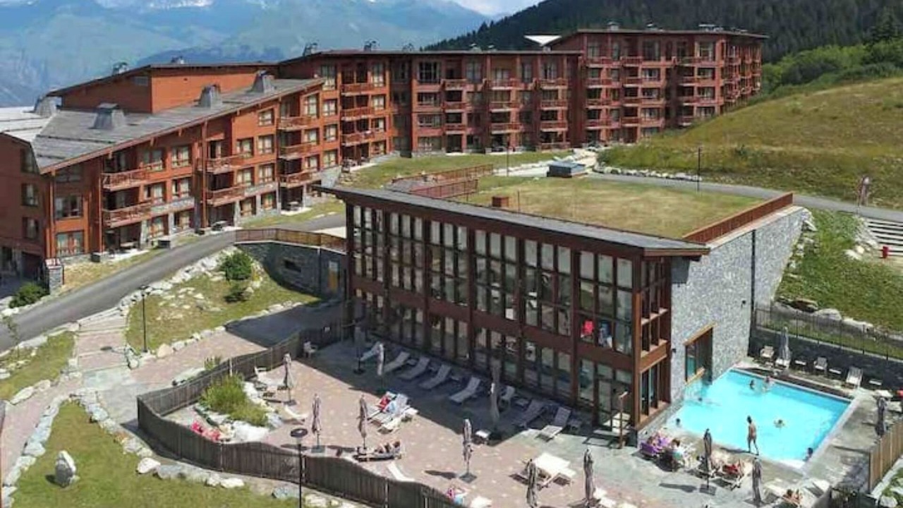 Photo of Outdoor in Arc-1800
