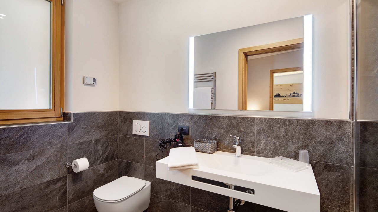 Photo of Bathroom in Teola