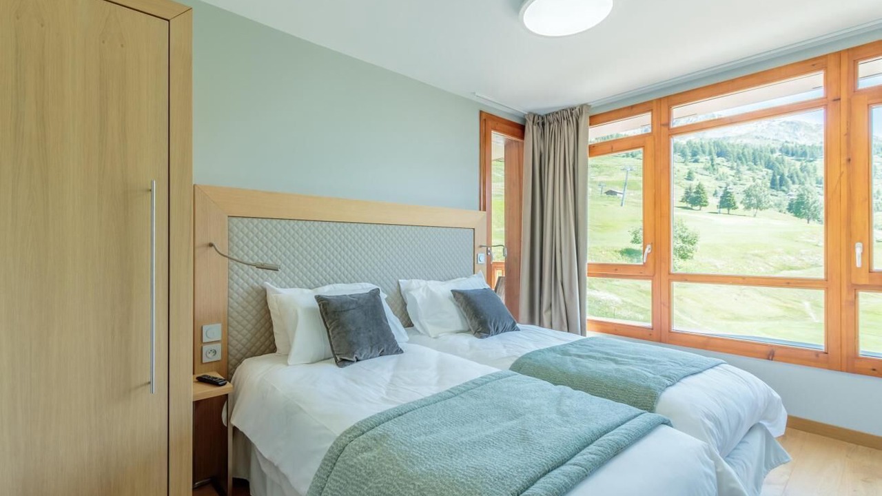 Photo of Bedroom in Arc-1800