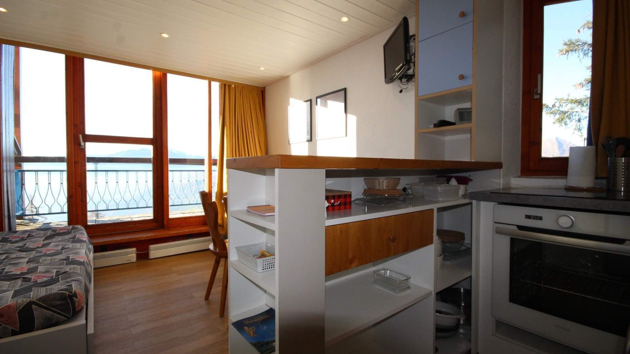 Photo of Bedroom in Arc-1800
