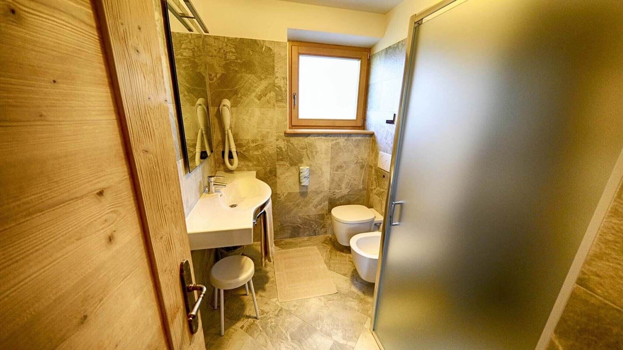 Photo of Bathroom in Teola