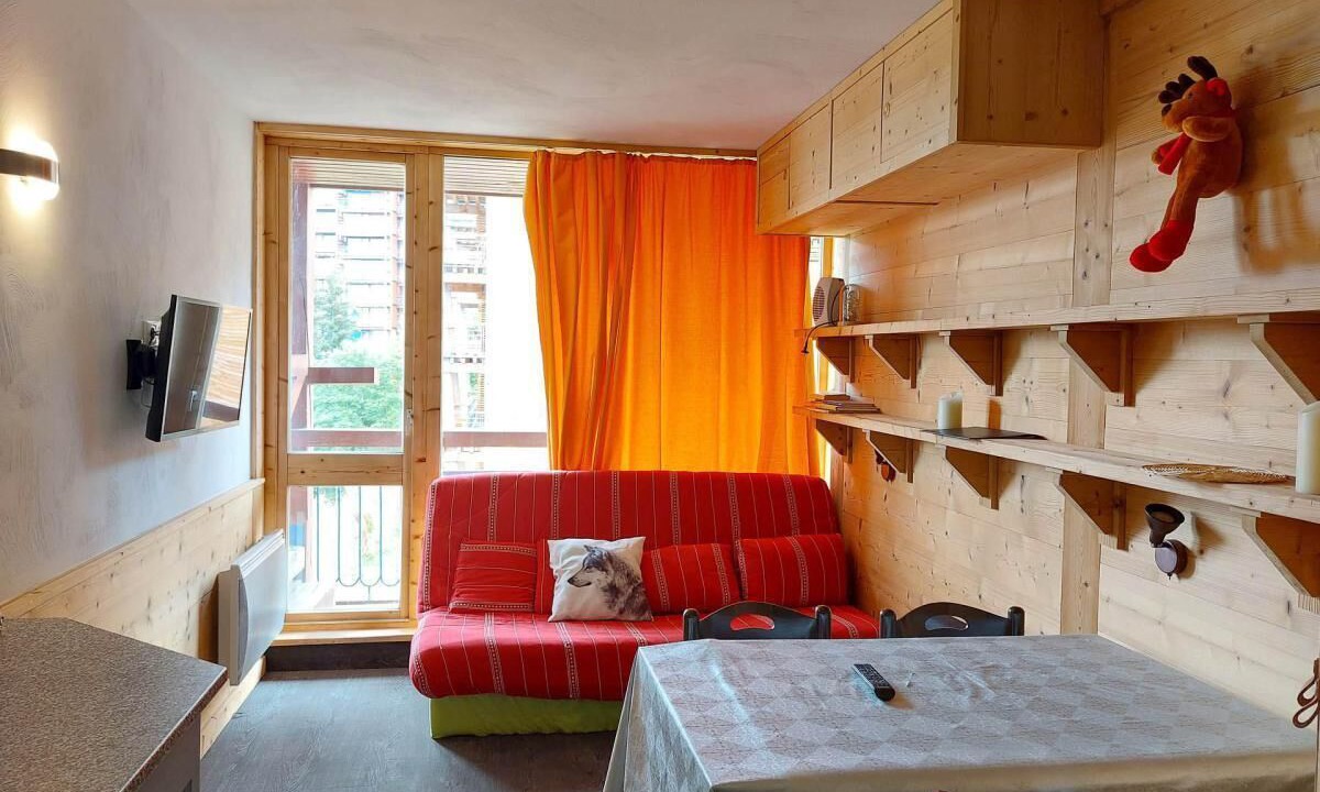 Photo of Livingroom in Arc-1800