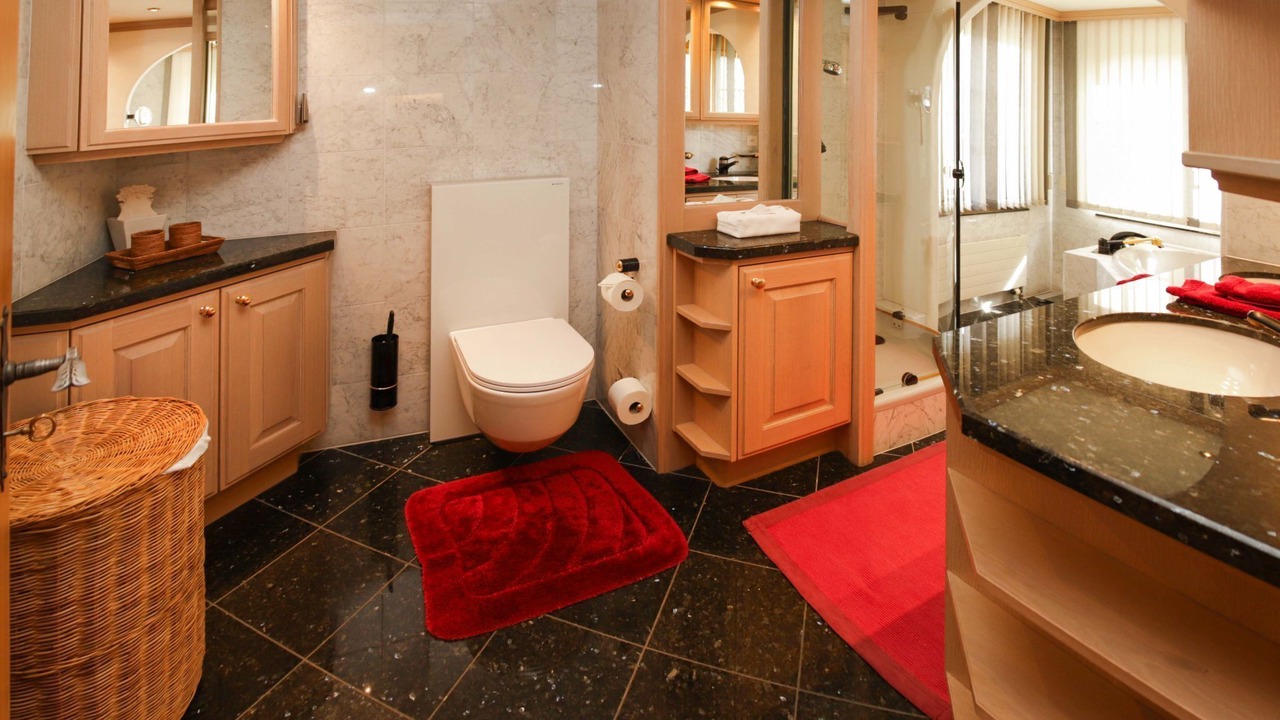 Photo of Bathroom in Saanen