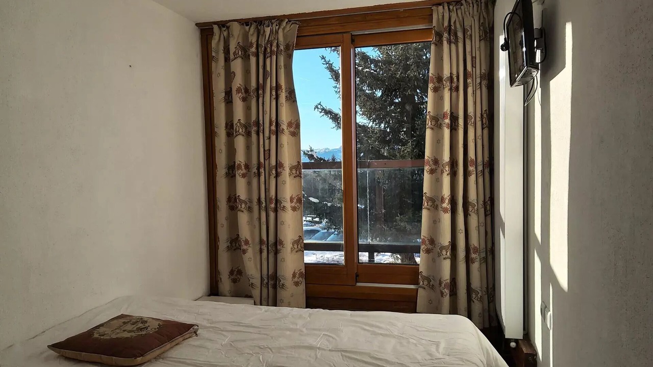 Photo of Bedroom in Arc-1600