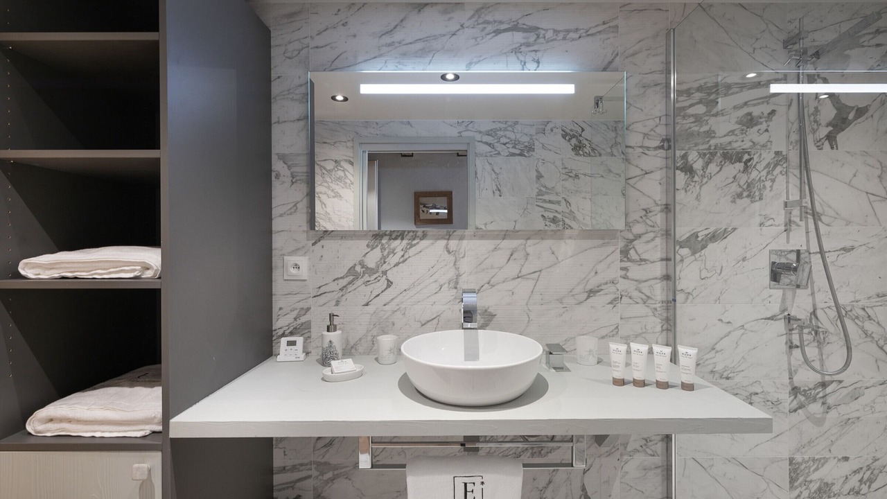 Photo of Bathroom in Le Bettaix