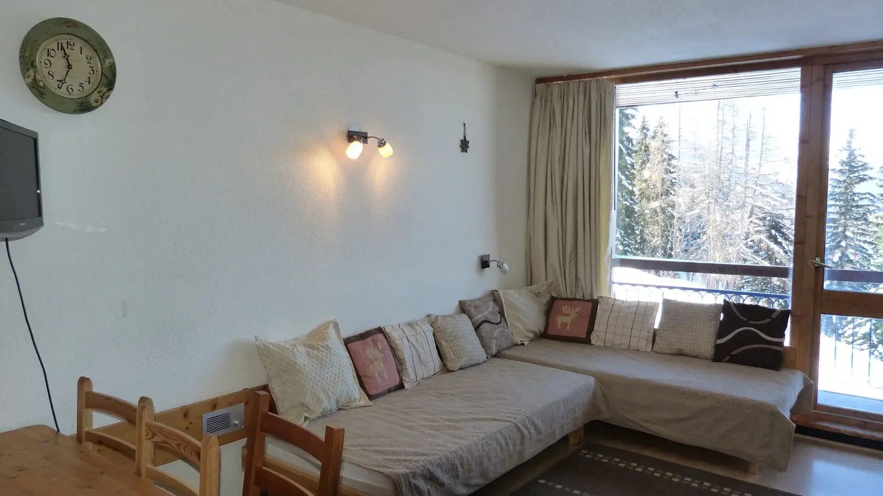 Photo of Livingroom in Arc-1800