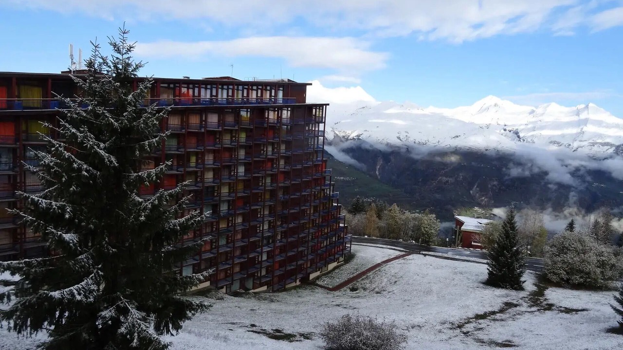 Photo of Outdoor in Arc-1800