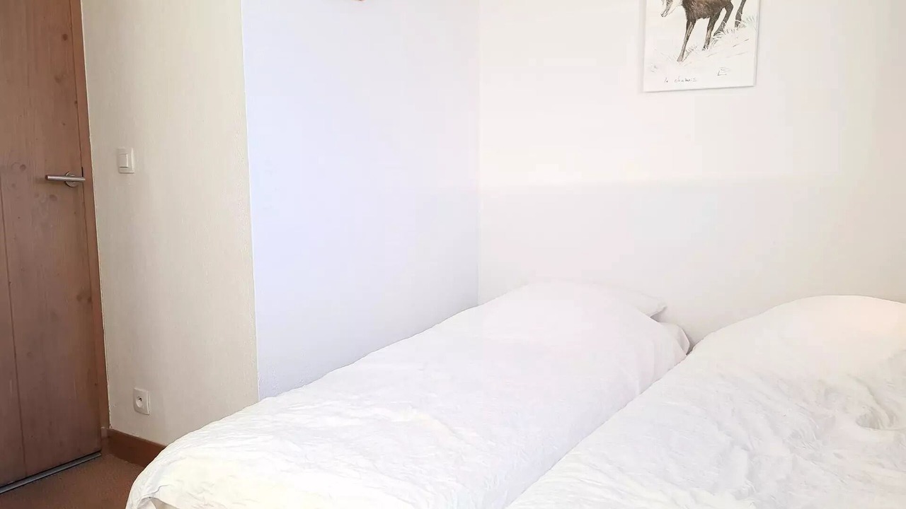 Photo of Bedroom in Arc-1600