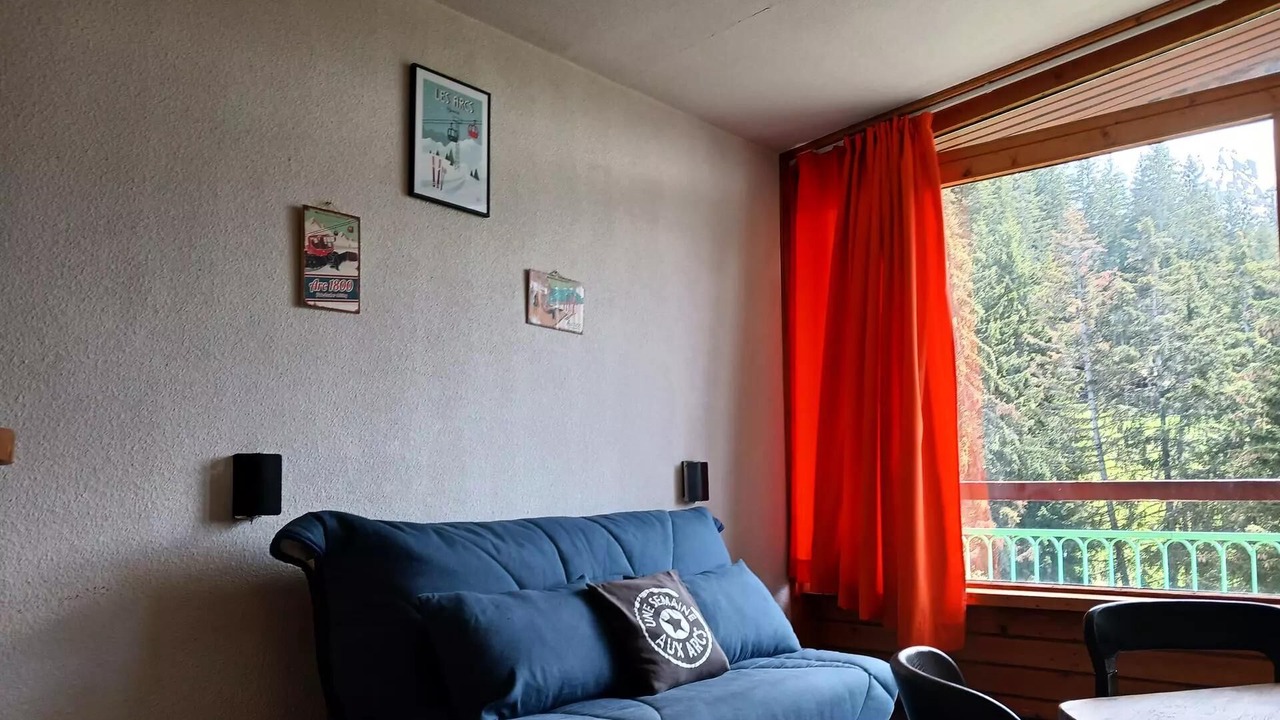 Photo of Livingroom in Arc-1800