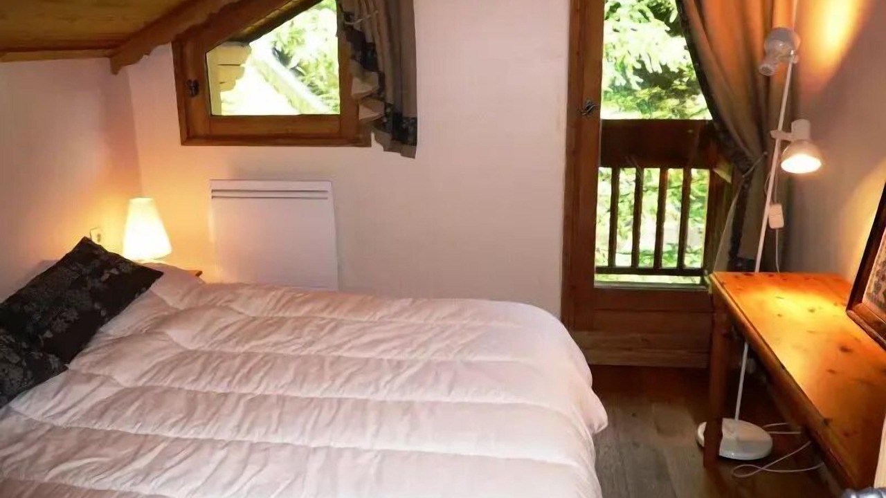 Photo of Bedroom in Meribel Centre