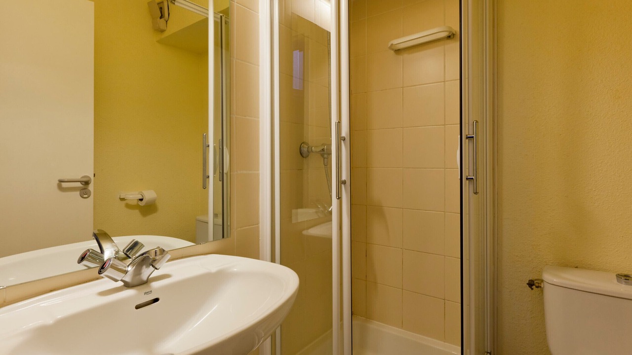 Photo of Bathroom in La Perriere