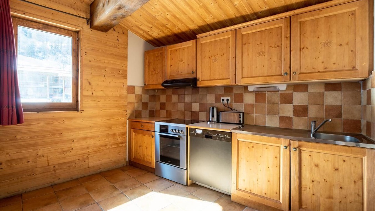 Photo of Kitchen in Lanslevillard