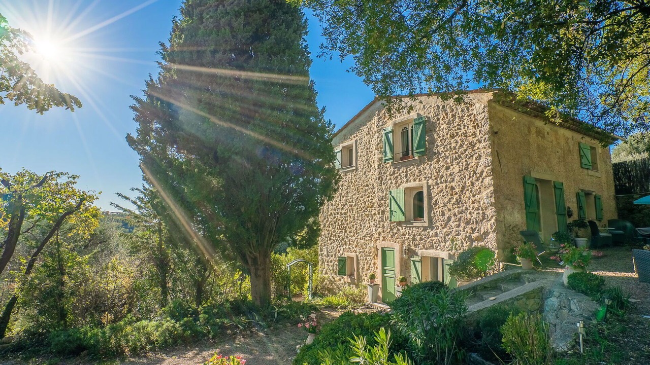 Photo of Others in Chateauneuf-Grasse