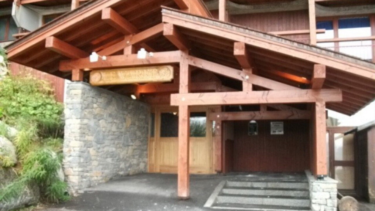 Photo of Outdoor in Arc-2000