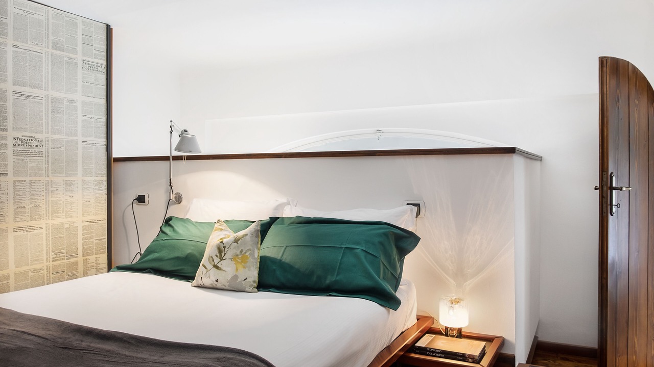 Photo of Bedroom in Chinatown