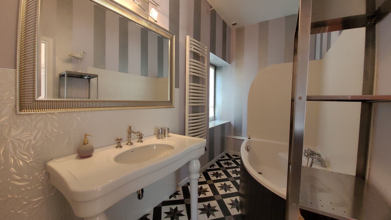 Photo of Bathroom in Saint-Rambert