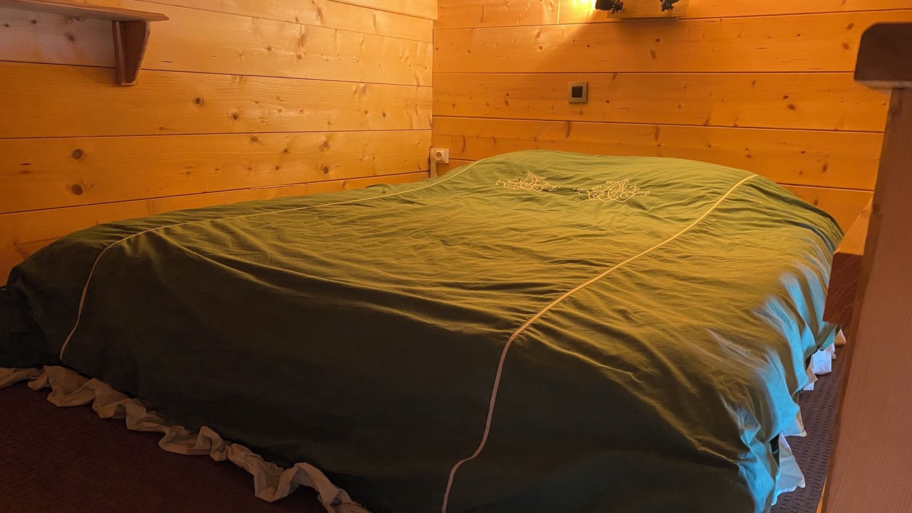 Photo of Bedroom in Demi-Quartier