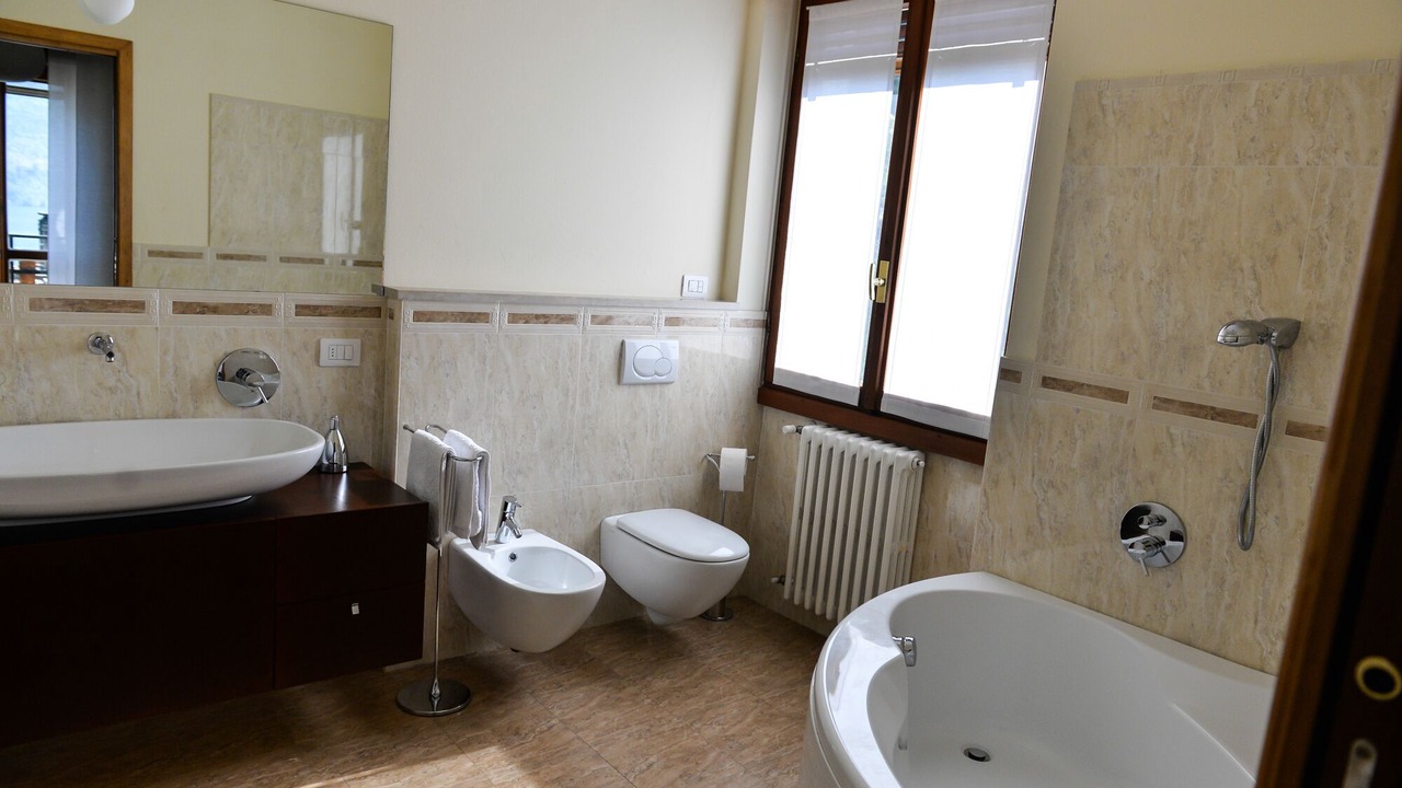 Photo of Bathroom in Lezzeno
