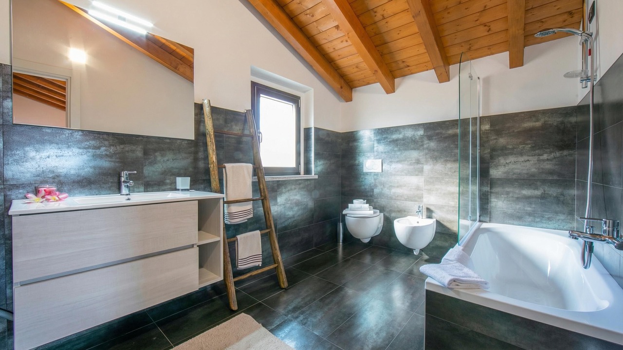 Photo of Bathroom in Besozzo