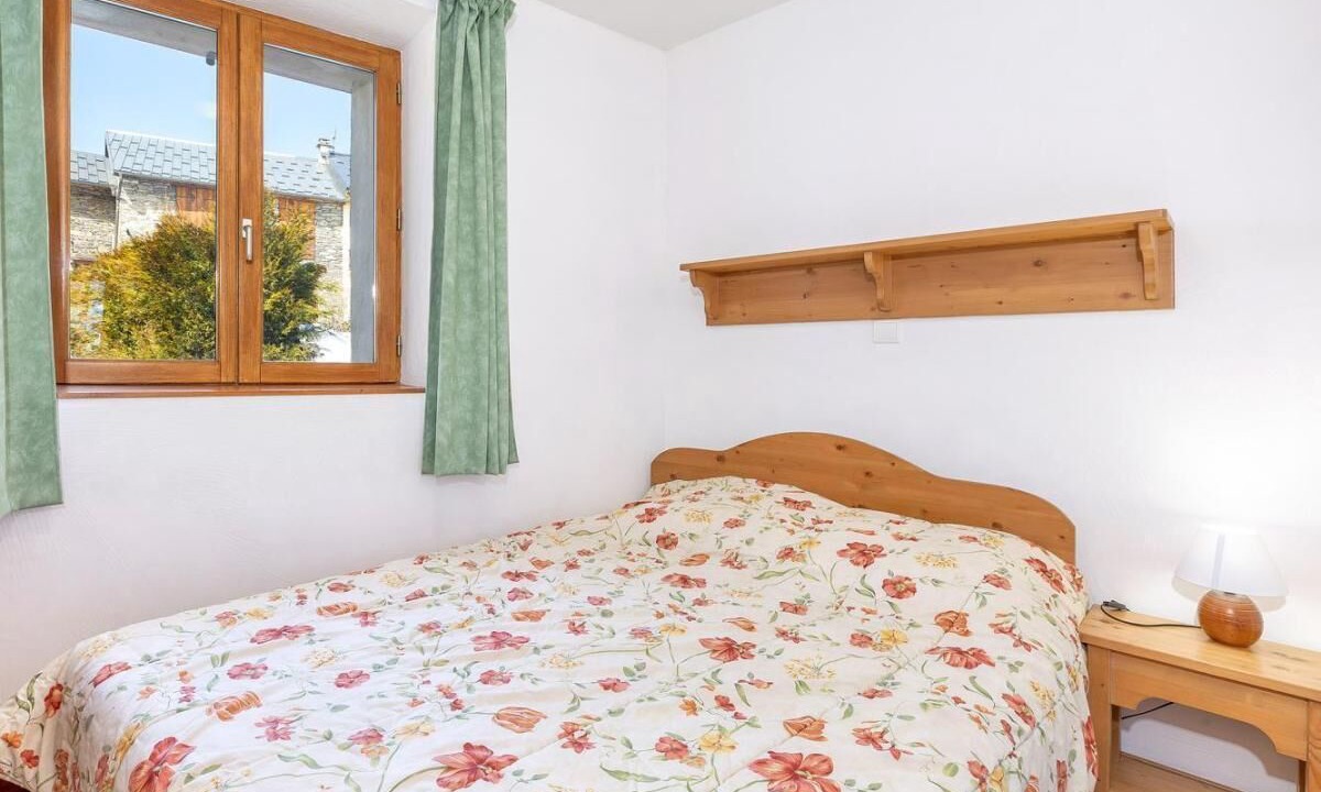 Photo of Bedroom in Praranger