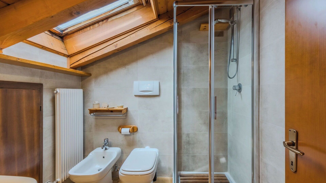 Photo of Bathroom in Carisolo