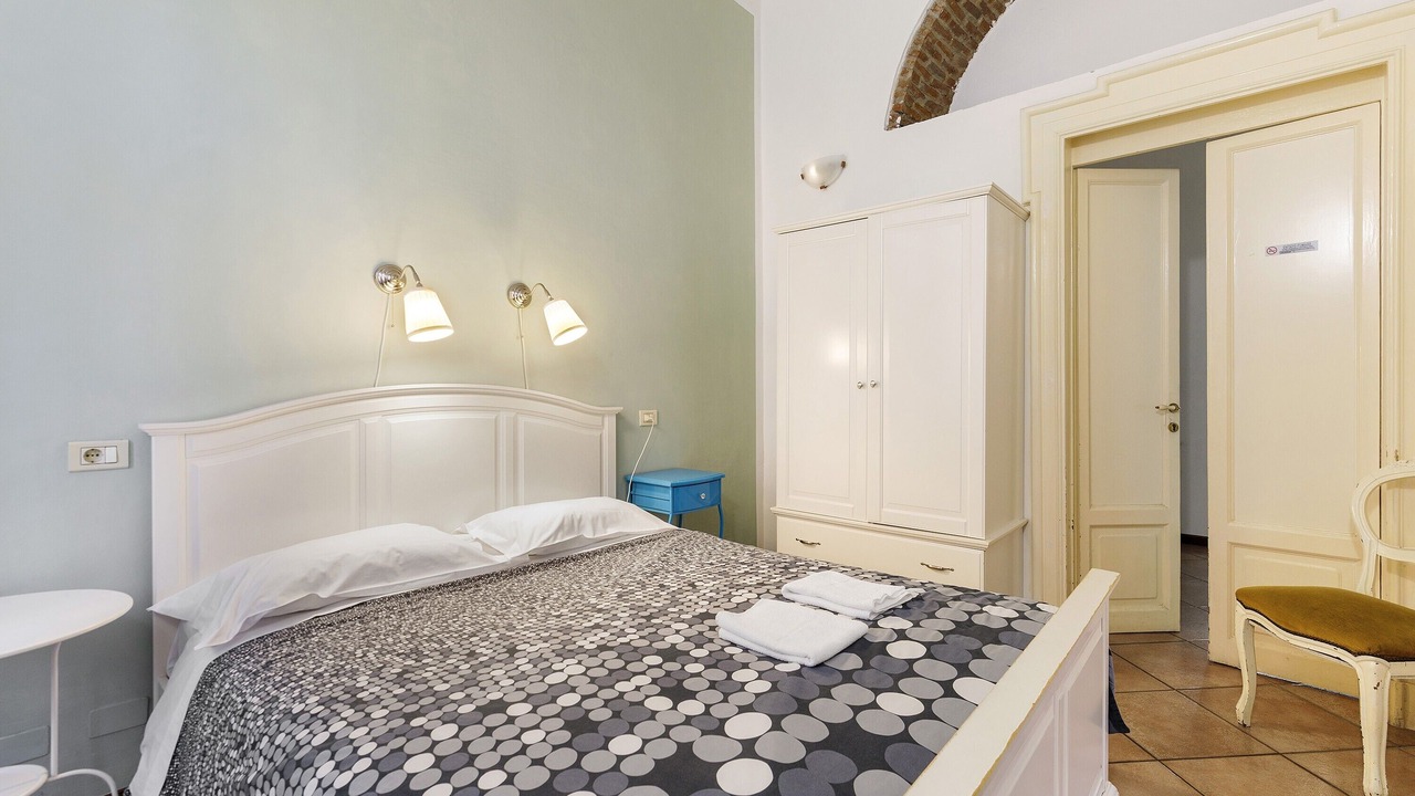 Photo of Bedroom in Como