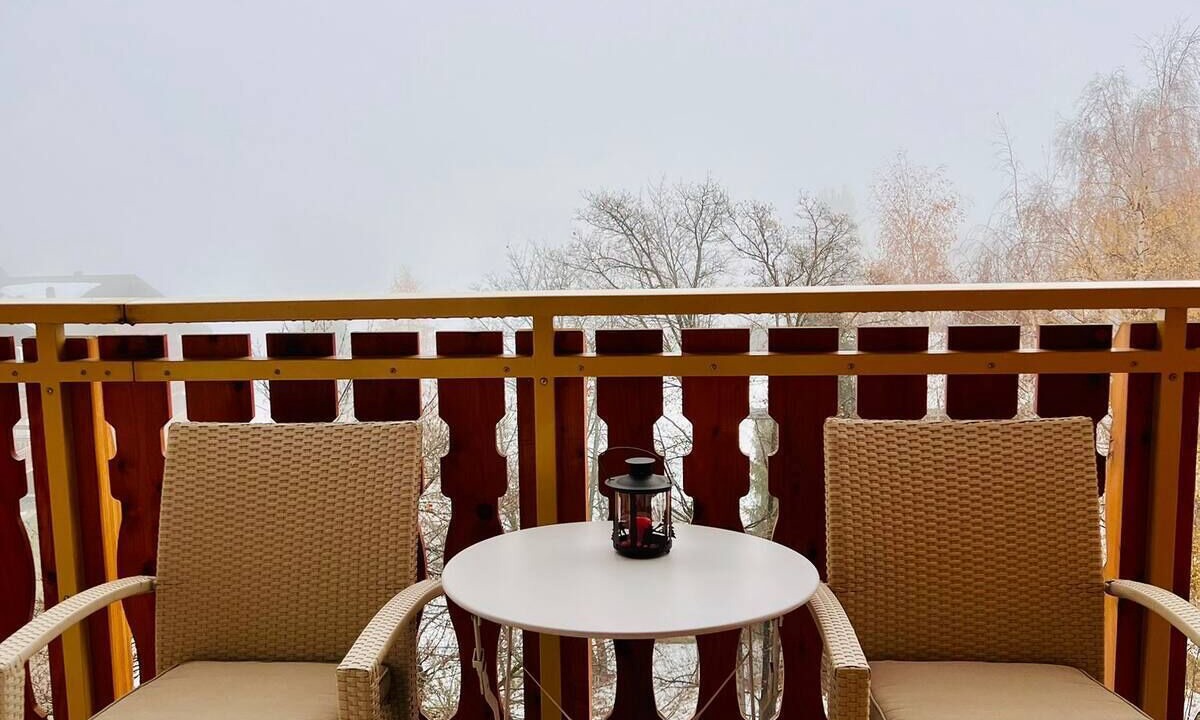 Photo of Outdoor in Noes