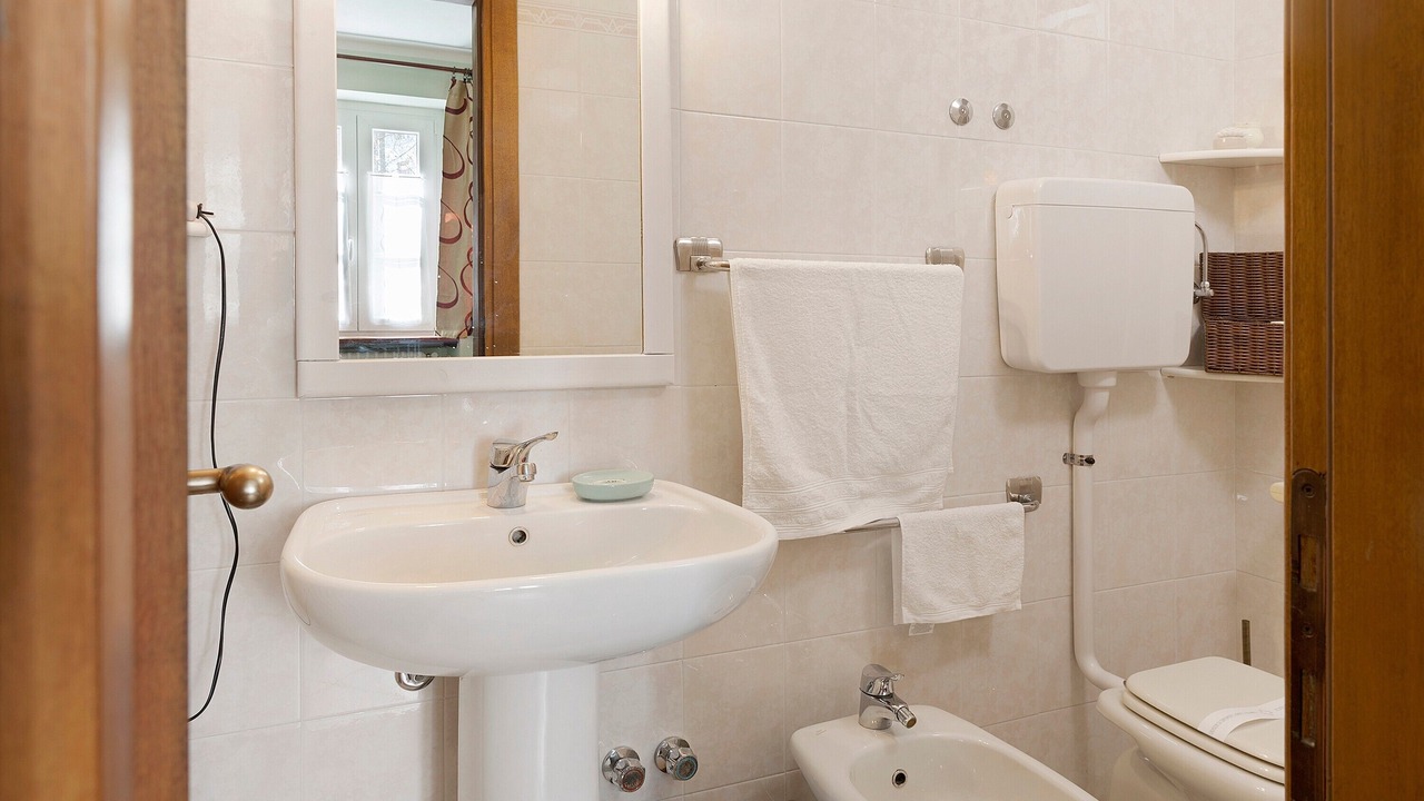Photo of Bathroom in Teglio