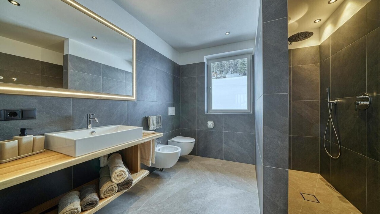 Photo of Bathroom in Avelengo