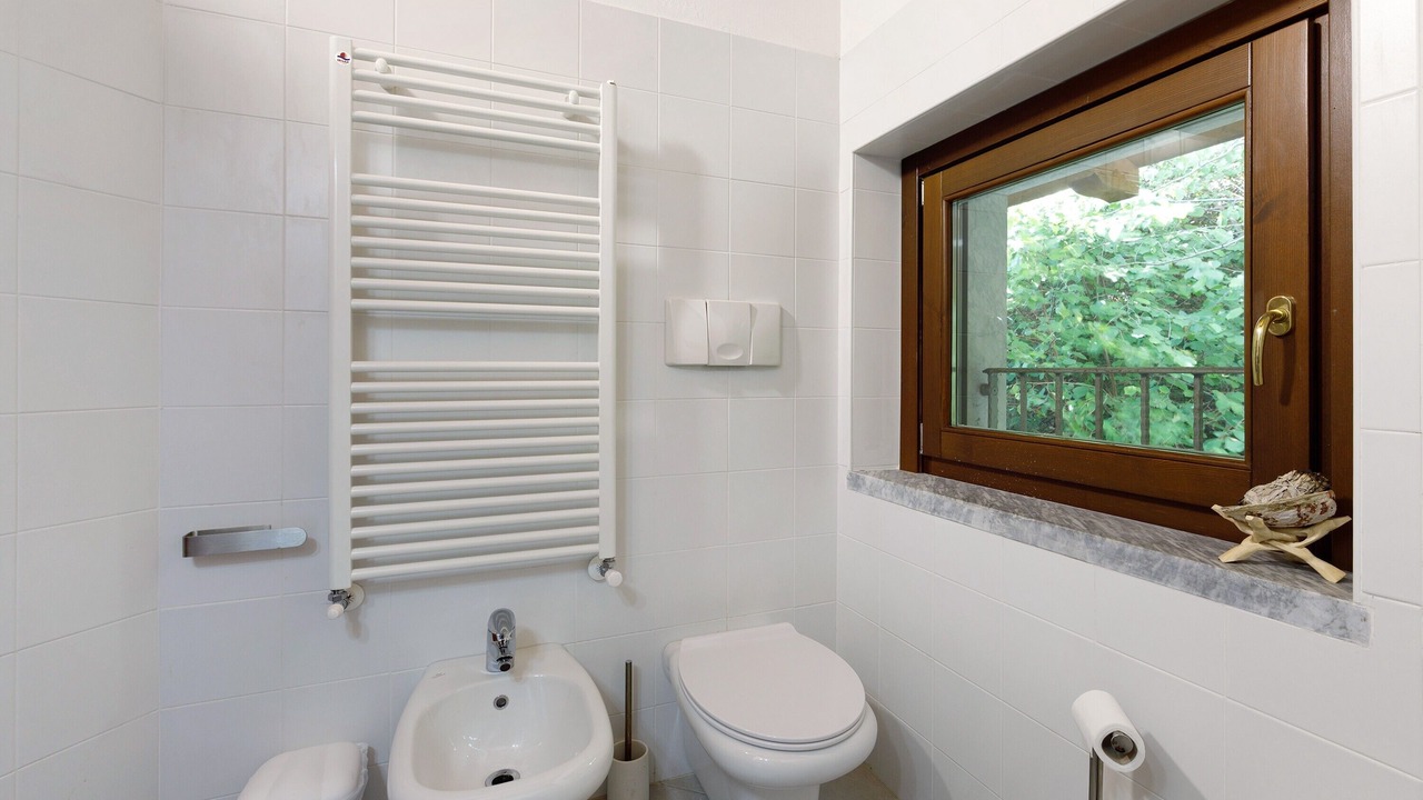 Photo of Bathroom in Como
