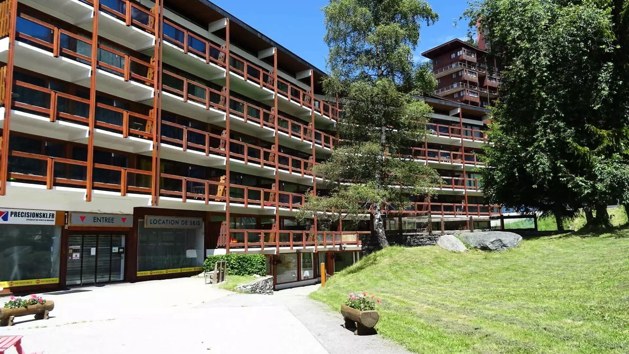 Photo of Outdoor in Arc-1600