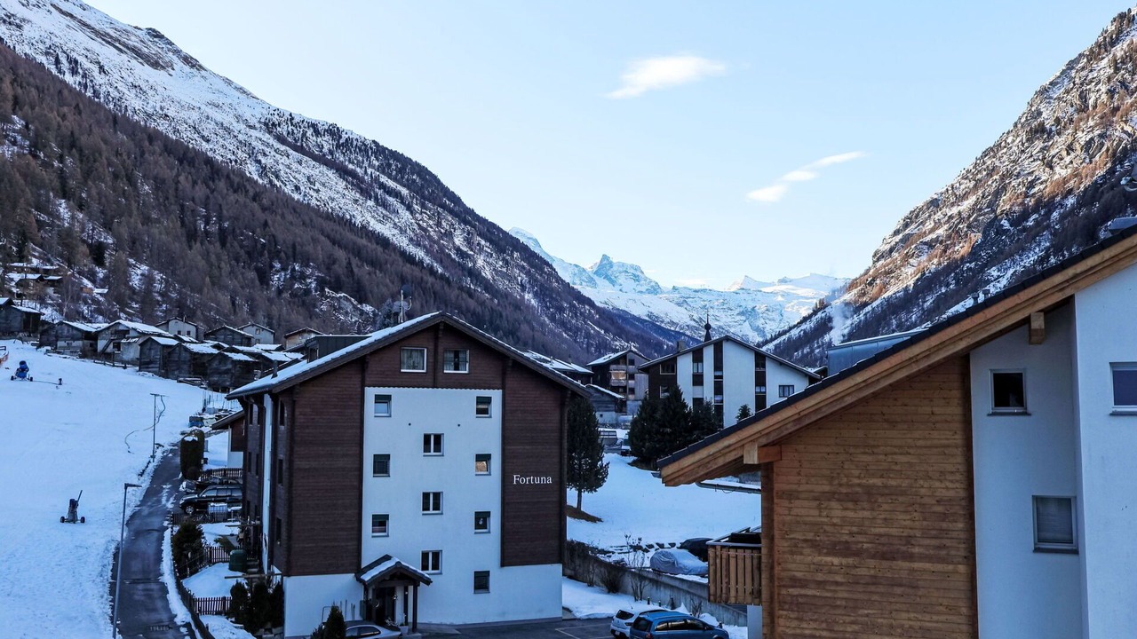 Photo of Others in Taesch