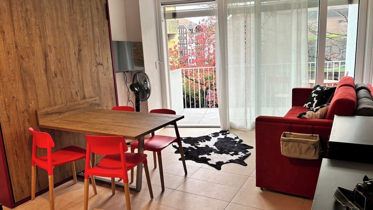 Photo of Livingroom in Pully