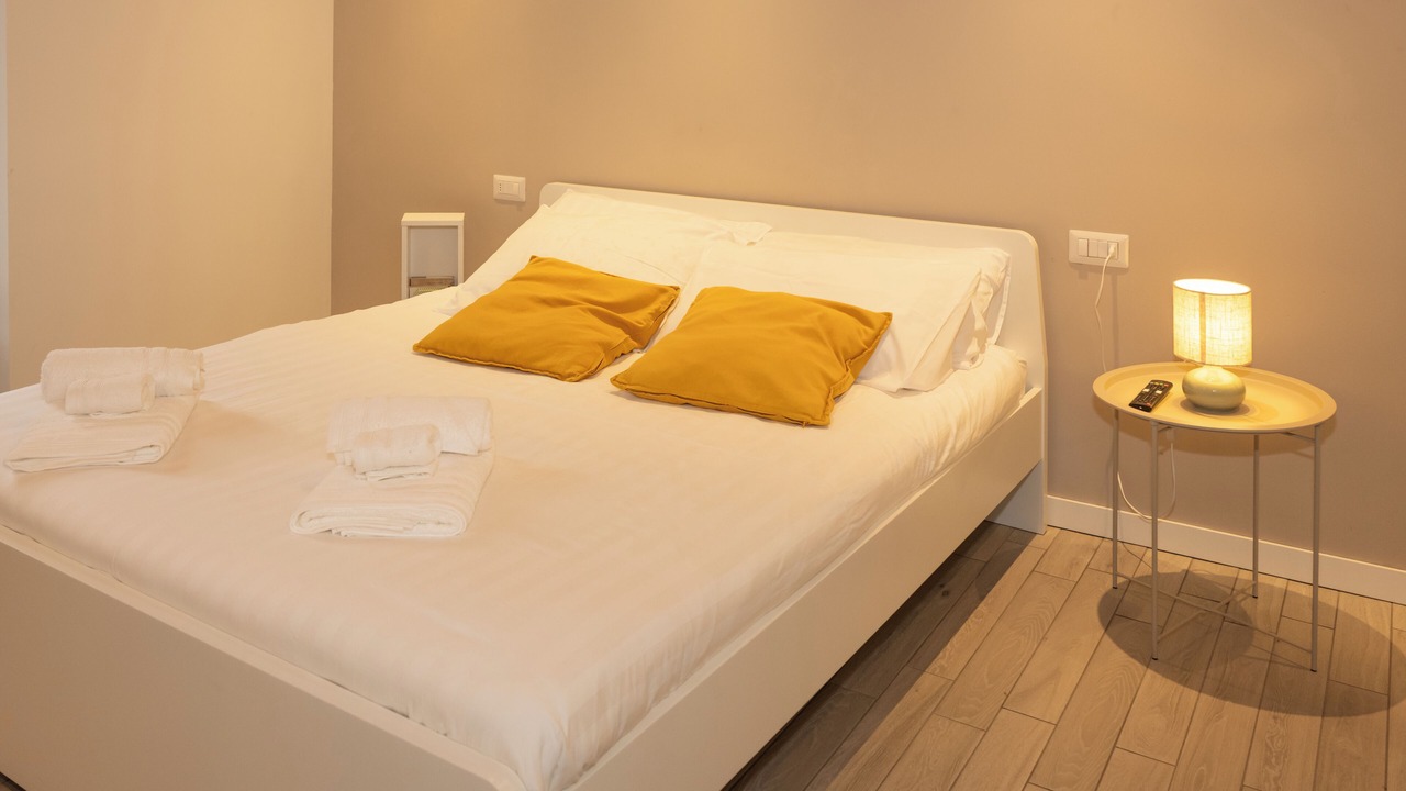Photo of Bedroom in Lovere Old Town