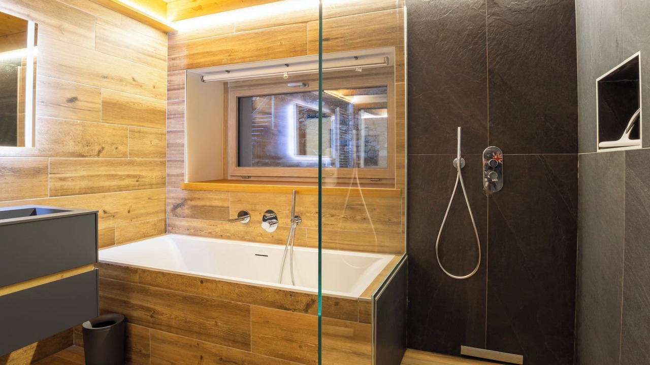 Photo of Bathroom in Civo