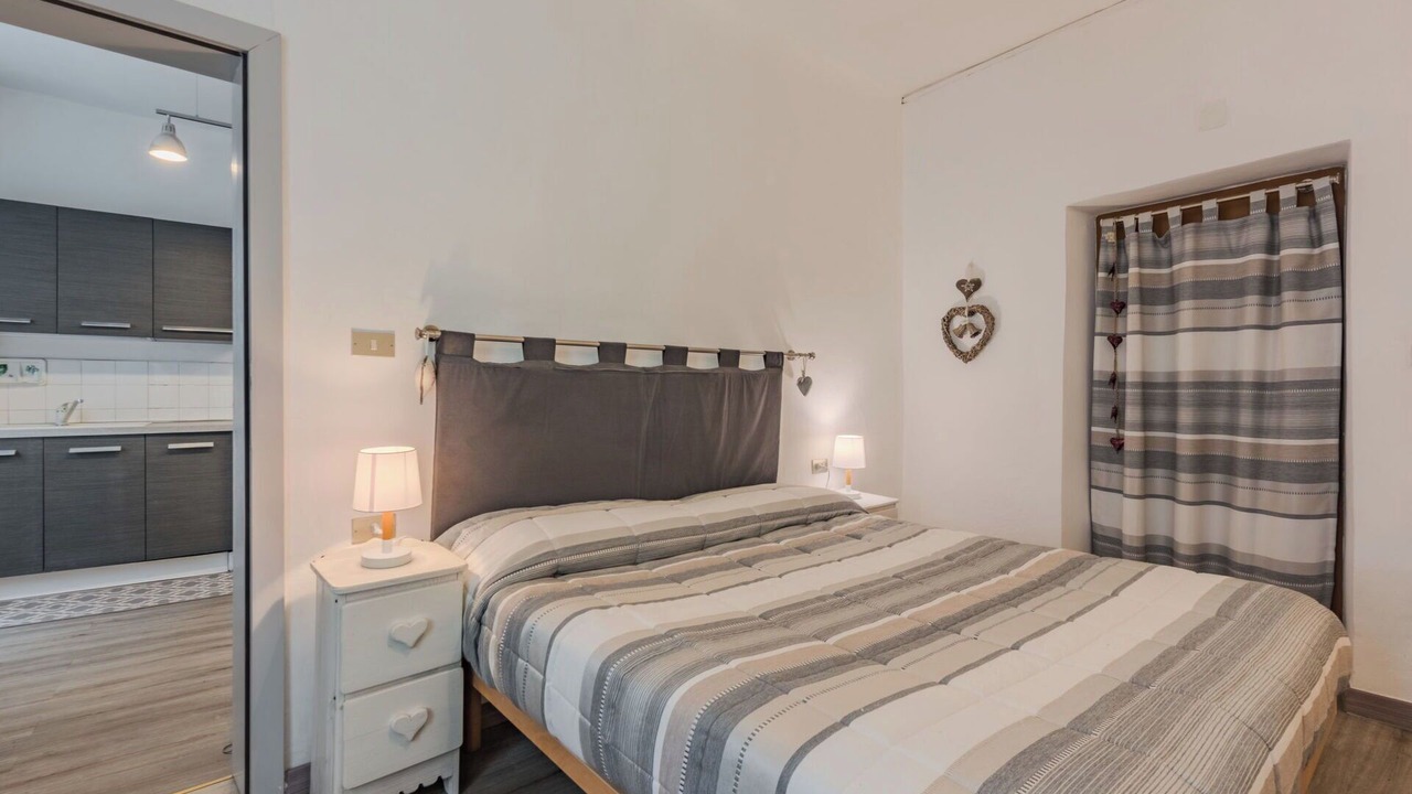 Photo of Bedroom in Pellizzano