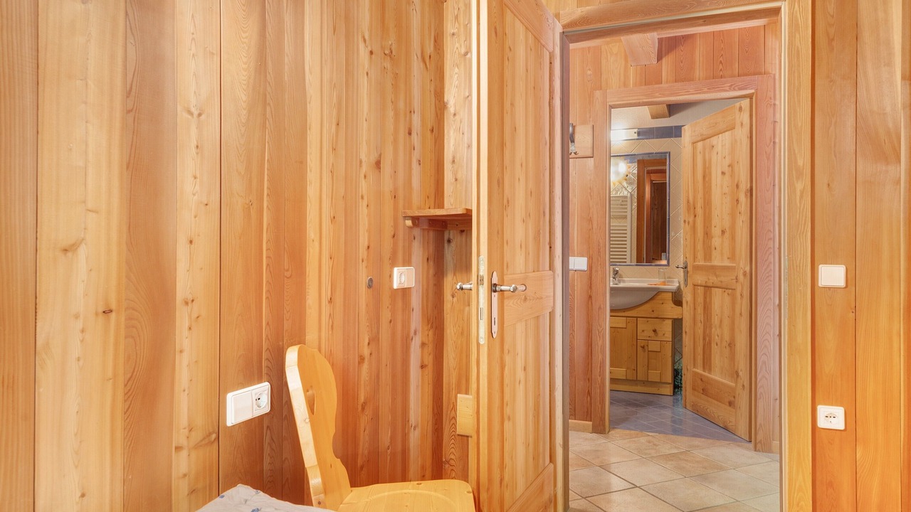 Photo of Bedroom in Rabbi