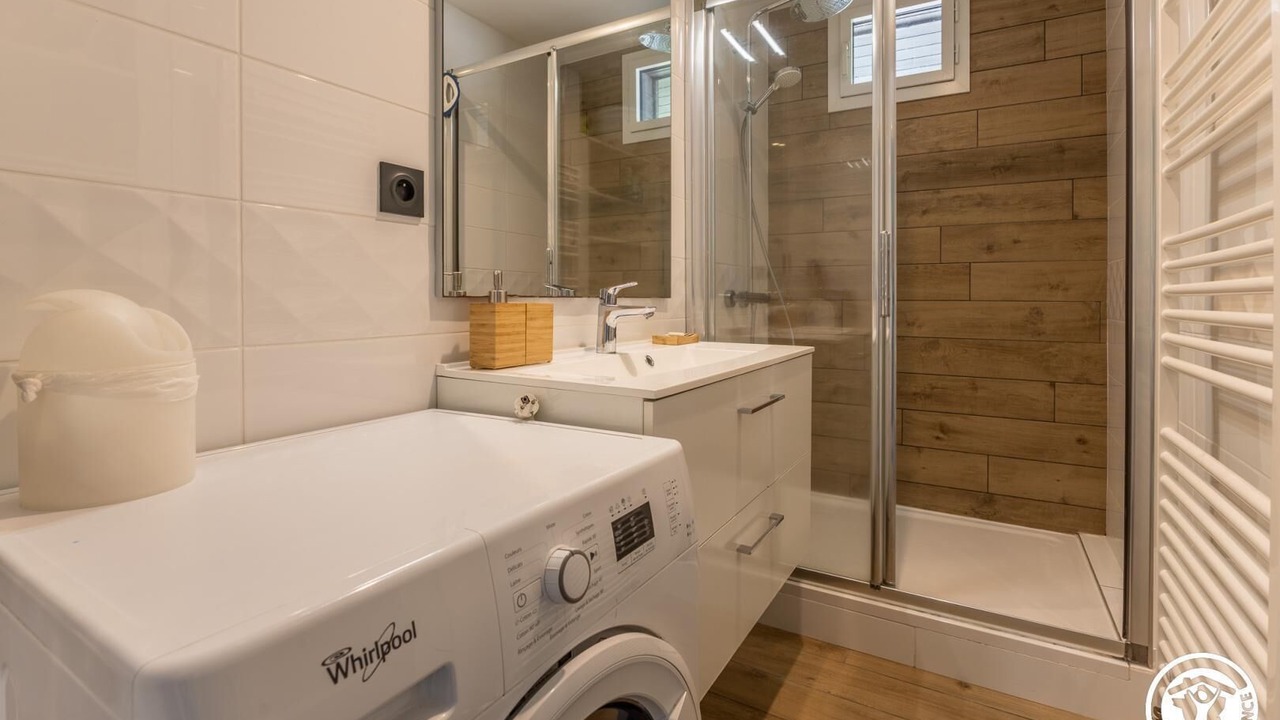 Photo of Bathroom in Besse-et-Saint-Anastaise
