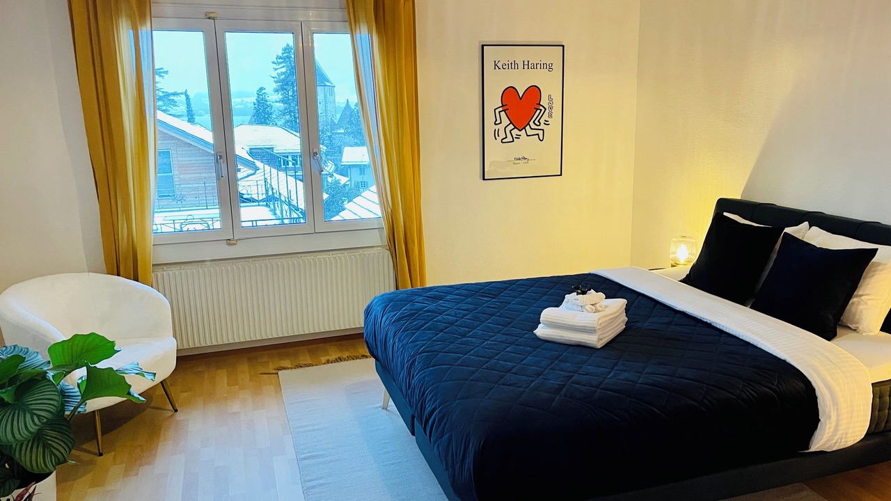 Photo of Bedroom in Oberhofen am Thunersee