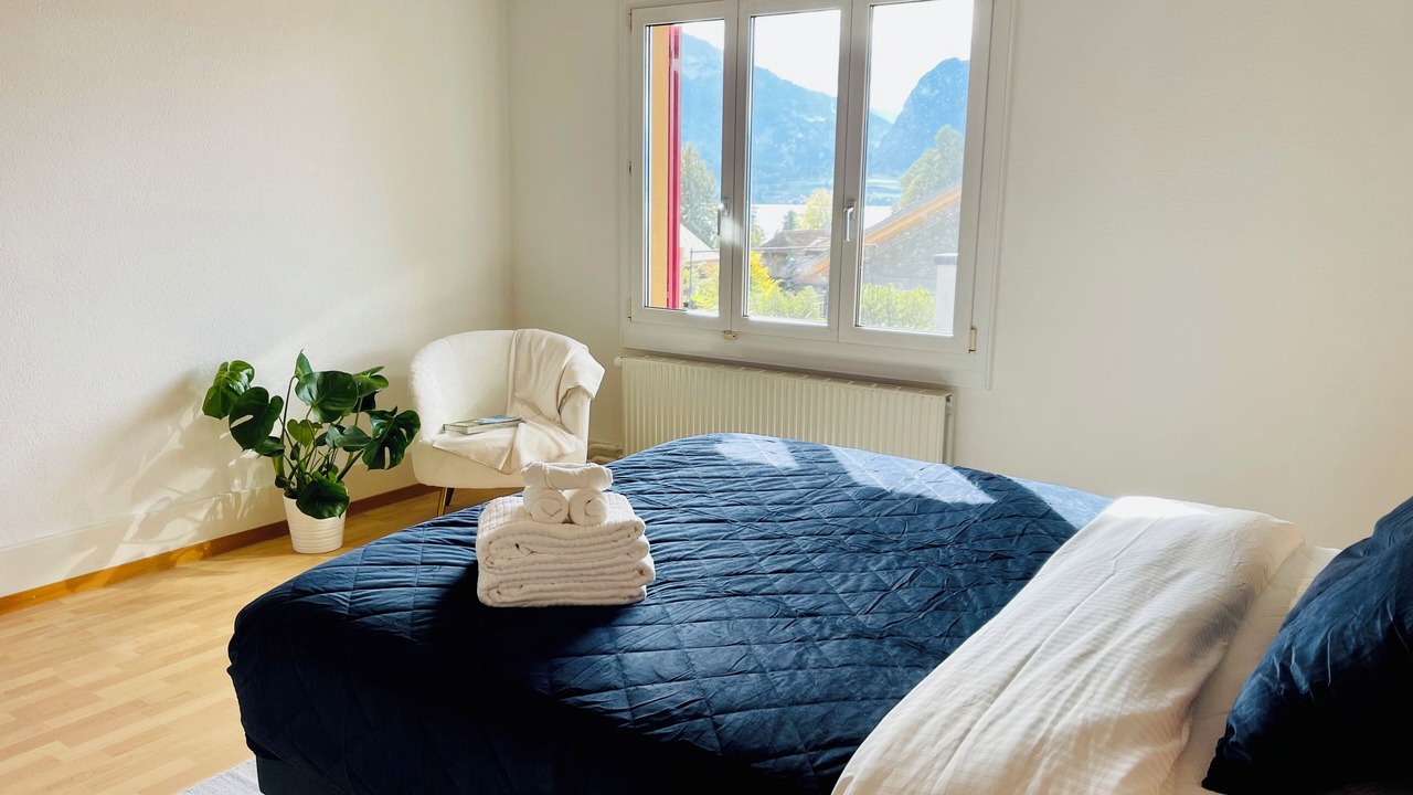 Photo of Bedroom in Oberhofen am Thunersee