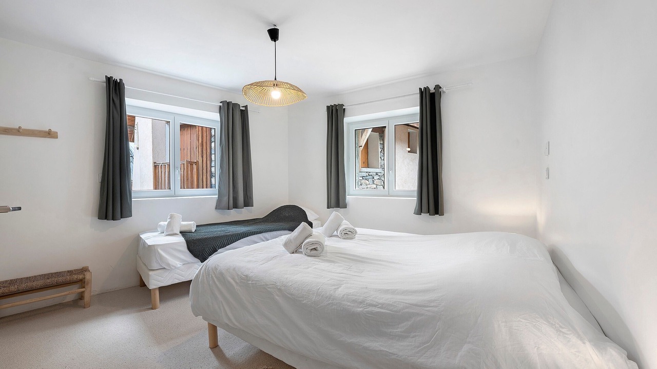 Photo of Bedroom in Villarabout