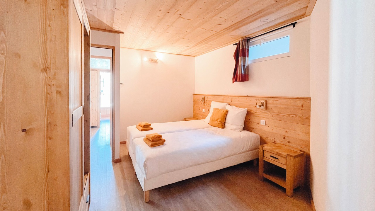 Photo of Bedroom in Praranger