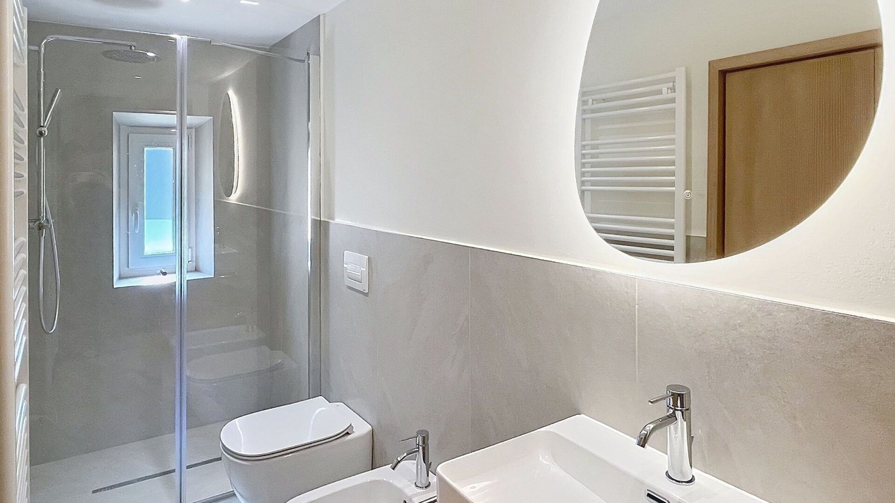 Photo of Bathroom in Strembo