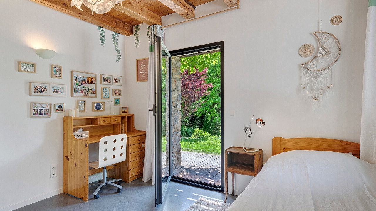 Photo of Bedroom in Quaix-en-Chartreuse