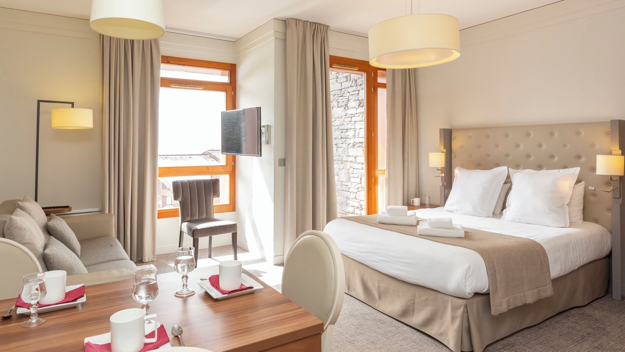 Photo of Bedroom in Arc-1800