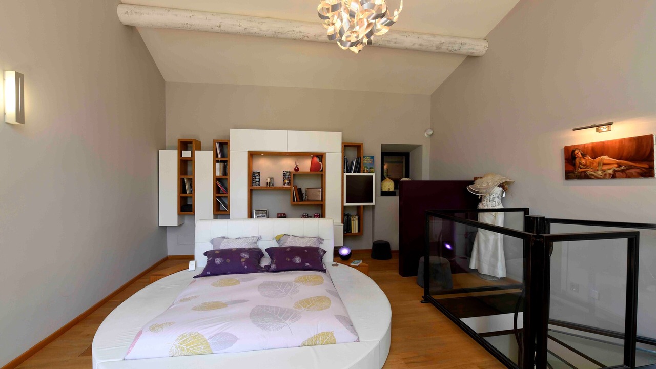 Photo of Bedroom in Caumont-sur-Durance