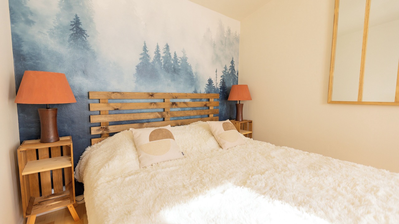 Photo of Bedroom in Saint-Jean-de-Valeriscle