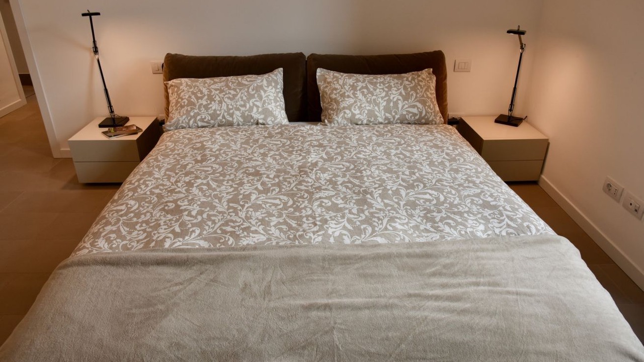 Photo of Bedroom in Lovere Old Town