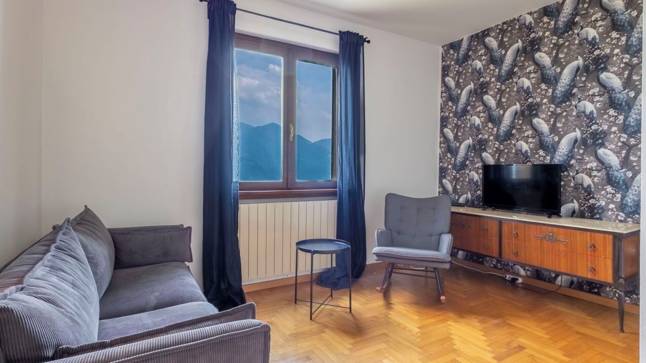 Photo of Bedroom in Costa Volpino